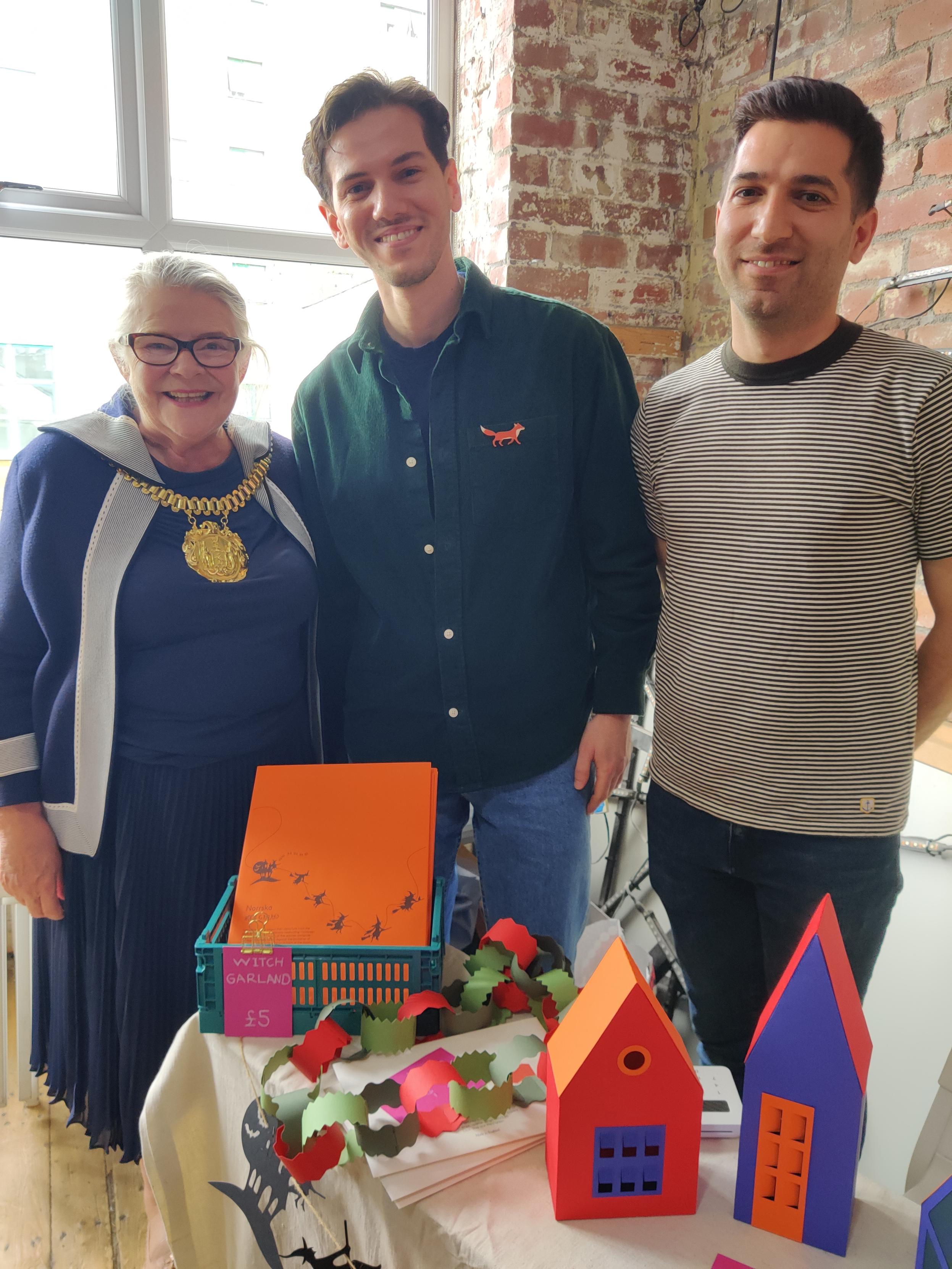 Lord Mayor Barbara with Norrskhome and their paper creations